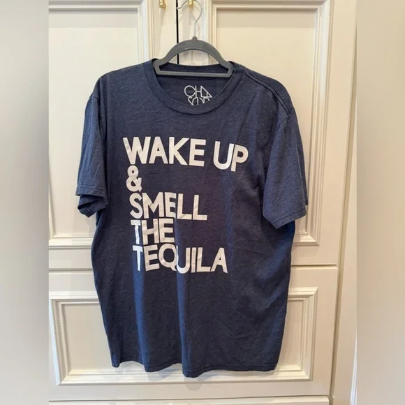 Chaser Large Wake Up & Smell The Tequila Blue Graphic Top. ๐โก๏ธ - Picture 1 of 4